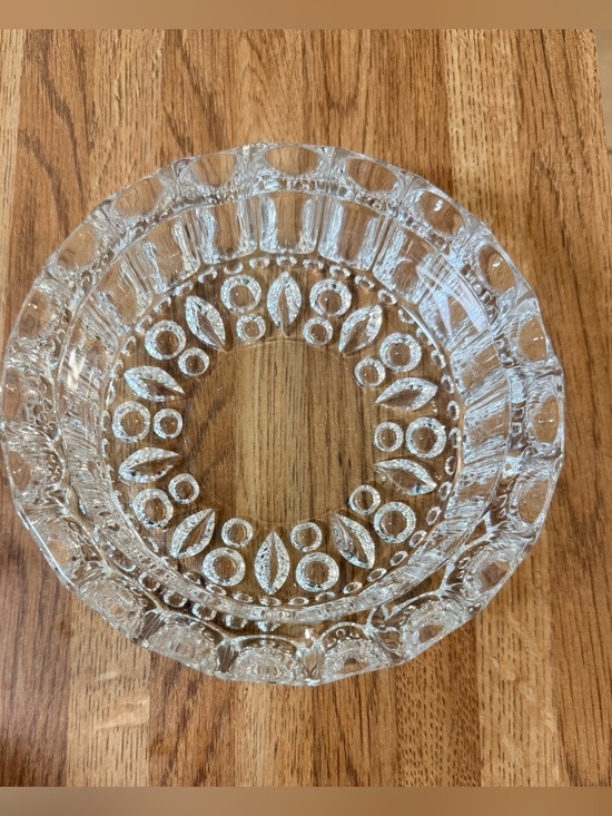Kig Other - Vintage KIG Malaysia Glass Ashtray Heavy
Crystal Deep Column Cut 4 Rests
